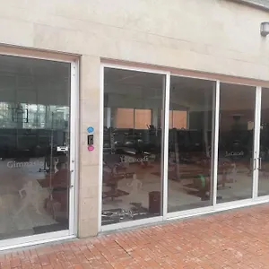 Apartamento Hermosa Habitación Privada En Conjunto Residencial Cerca Al Aeropuerto Y Terminal De Bogotá, Zonas Comunes Se Comparten Con 1 Persona, Bogotá