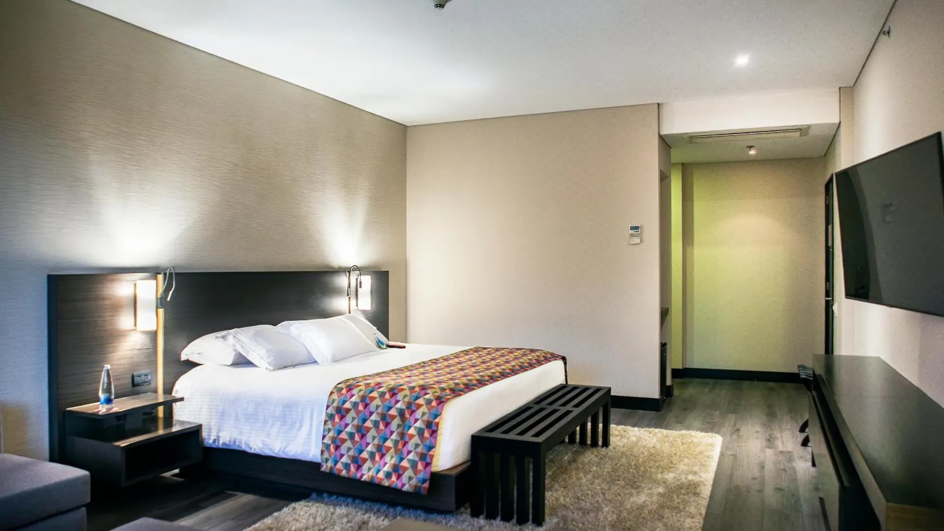 Cite Hotel Bogotá 4*,